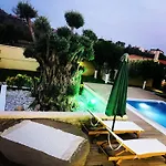 Mata - 600m² With Private Pool And Jacuzzi Villa