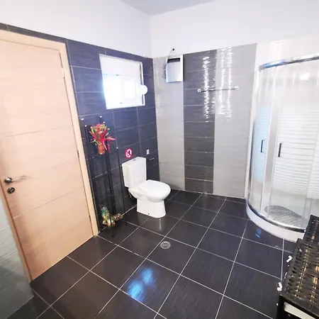 Mata - 600m² With Private Pool And Jacuzzi Калитиес