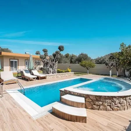 Mata - 600m² With Private Pool And Jacuzzi