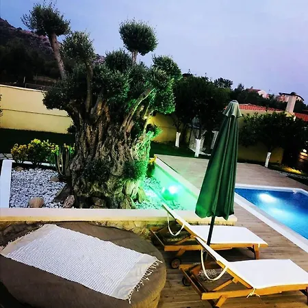 Mata - 600m² With Private Pool And Jacuzzi Willa