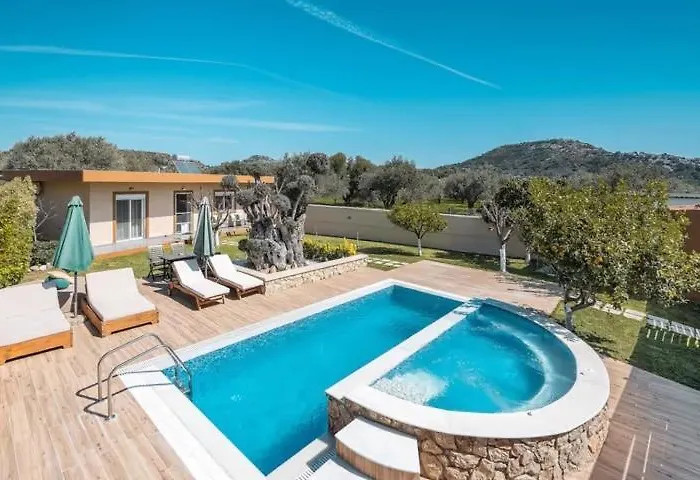 Mata - 600m² With Private Pool And Jacuzzi
